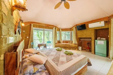 รูปภาพของรีสอร์ทบ้านดิน เชี่ยวหลาน