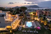 Insula Boutique Hotel - Uima-altaat