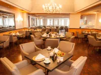 聖拉斐爾廣場飯店 安谢塔附近的飯店