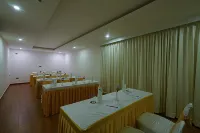 Grand Continent Malleshwaram A Sarovar Portico Affiliate Hotel - Wi-Fi