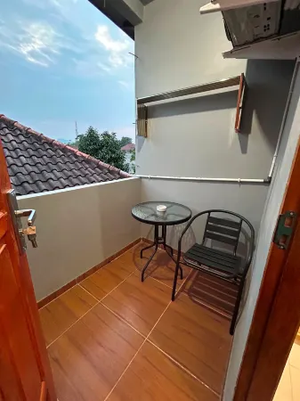 Zero Kost H.Bustomi Отели в г. Tanjung Enim