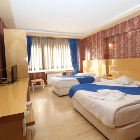 Peracity Hotel Отели рядом с достопримечательностью «Улус»