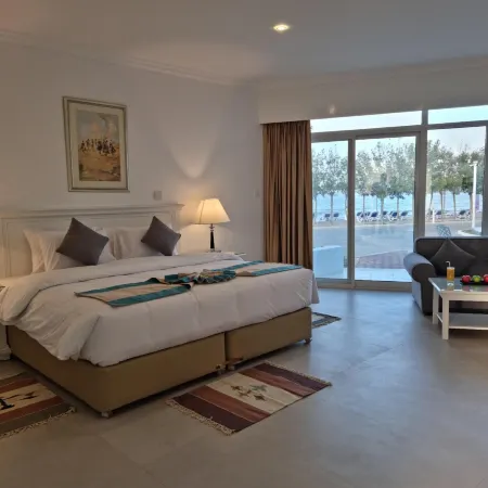 Holiday Beach Resort