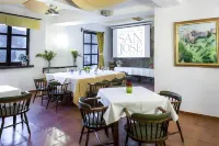 Posada San José Hotels in Cuenca