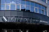 Mirror Light Apart-Hotel