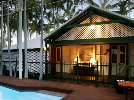 Pinctada McAlpine House