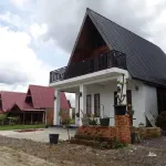 Villa Yasmine Siosar Hotel di Tongging