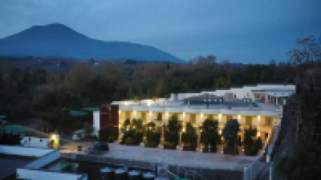 Vesuvio Inn Bed & Wine Experience โรงแรมใน