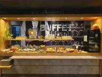 Ibis Budget Avignon Nord - breakfast