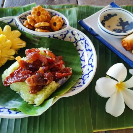 Baan Are Gong Riverside Homestay Отели рядом с достопримечательностью «Ват Куди Дао»