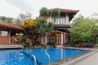 Java Village Resort Yogyakarta - Pools