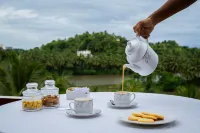 The Raviz Kadavu, Kozhikode - breakfast