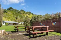Port Waikato Holiday Park - Pet friendly