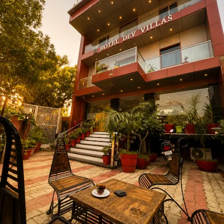 Hotel Dev Vilas , Agra
