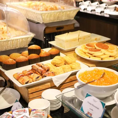Oakwood Suites Tiwanon Bangkok