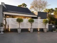 Princes Lodge Guesthouse - Airport Shuttle
