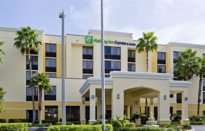 Holiday Inn Express & Suites KENDALL EAST - MIAMI by IHG