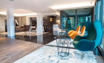 5. Crowne P..