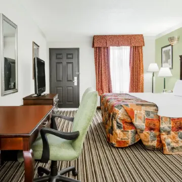 Days Inn by Wyndham Oneonta Al Отели в г. Онеонта