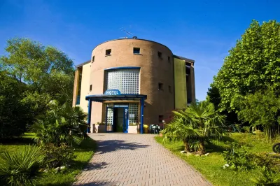 Hotel il Canneto Hotel in zona Mercato di Lavena Ponte Tresa