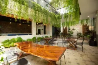 Fati Boutique Hotel & Apartment Hotels in Ward 5