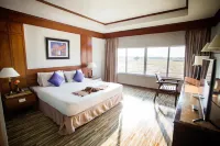 At Ayutthaya Hotel Hotels near Ayodhya Links