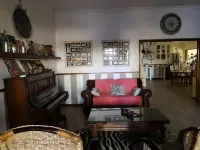 Gondwana Kalahari Farmhouse - Homestays