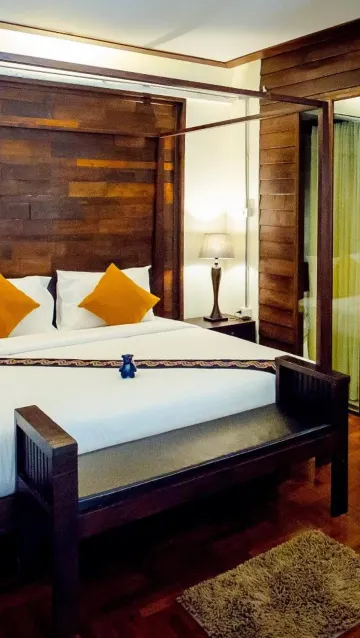 ห้องดีลักซ์ เตียงใหญ่ 1 เตียง