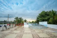 Hotel Playa Divina - Pools