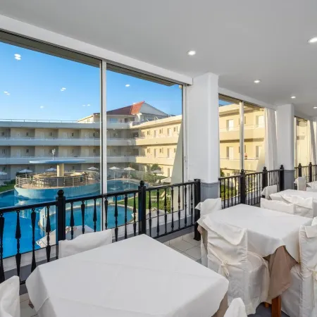 Bayside Hotel Katsaras