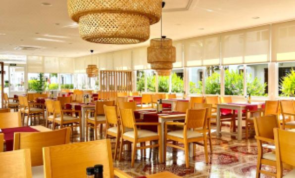 Apartamentos Cristina - Housity