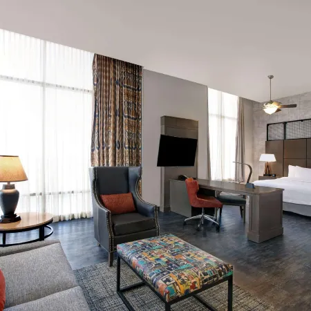 Hampton Inn & Suites Austin @ the University/Capitol