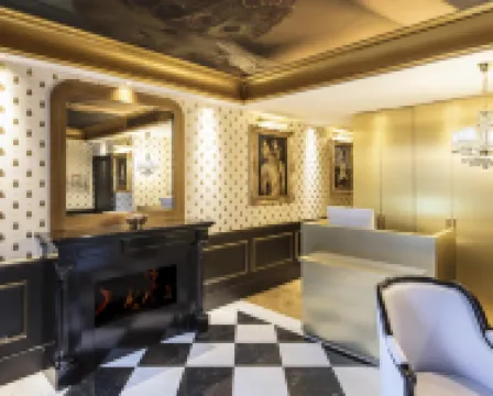 Hotel Eiffel Petit Louvre