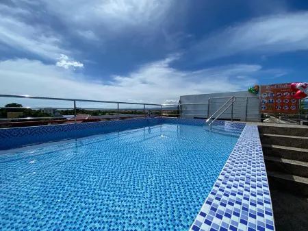 M.D.M Hotel Отели в г. Кордова