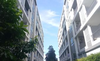 V Square Hotel