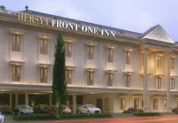 Hersya Boutique Hotel Surabaya, Azana Hotels Collection Hotel in zona Java Aquatic