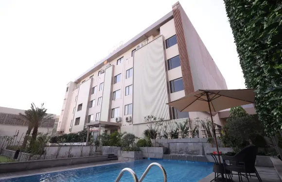 金盞花-新裝修酒店