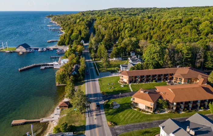 Pine Grove Resort
