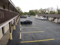 Indian Mound Motel - Motels