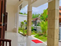 Prime House Muntilan Hotel di Muntilan