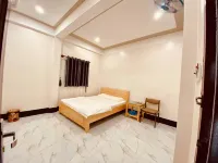 Phuong Quyen Hotel - 2-Star