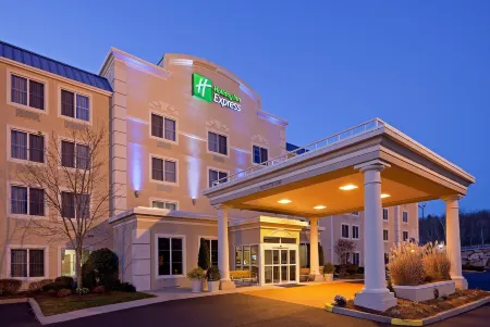 Holiday Inn Express Boston-Milford Отели в г. Вустер Каунти