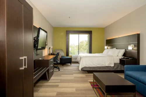 Holiday Inn Express & Suites Deer Park Hotels in Deer Park
