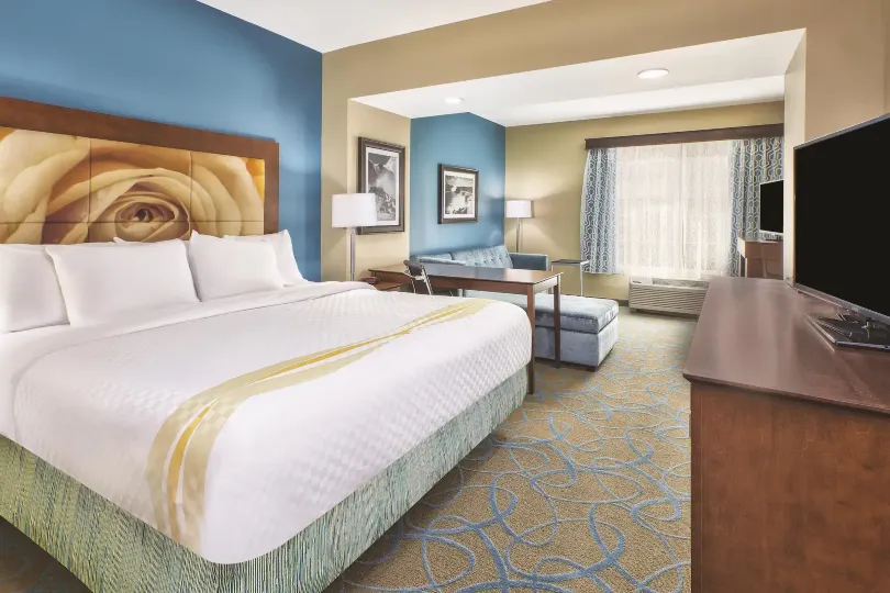 La Quinta Inn & Suites by Wyndham Niagara Falls