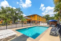 Days Inn by Wyndham Biloxi Beach