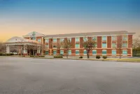 Holiday Inn Express & Suites Memphis/Germantown Hotels in Germantown
