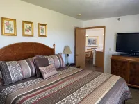 Nauvoo Vacation Condos and Villas Hotels in Fort Madison
