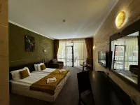 Art Hotel Babylon