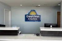 Days Inn & Suites by Wyndham Colorado City/I-20 Hotels in Colorado City