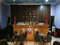 Signature Hotel Cipanas - bar
